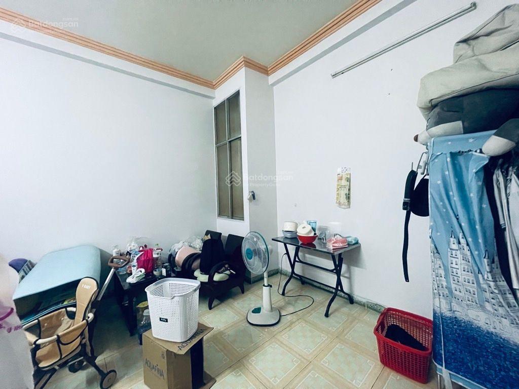 Bán nhà riêng hxh cộng hòa, 8,9 tỷ, 57m2, 5pn + 4wc + bếp, phong thủy tốt, tiện ích đầy đủ
