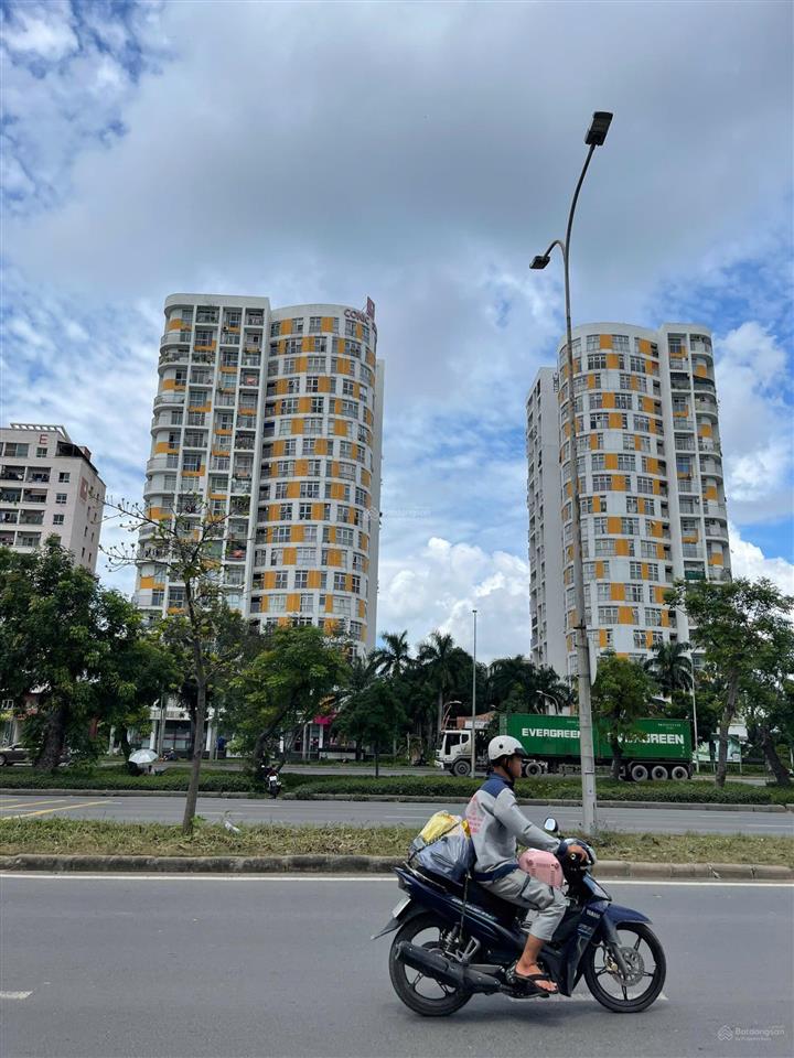 Làng đại học  khu dân cư đang phát triển  lô đất 5x20m giá 4,7 tỷ