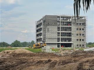 Làng đại học  khu dân cư đang phát triển  lô đất 5x20m giá 5,4 tỷ [lô đẹp] có móng