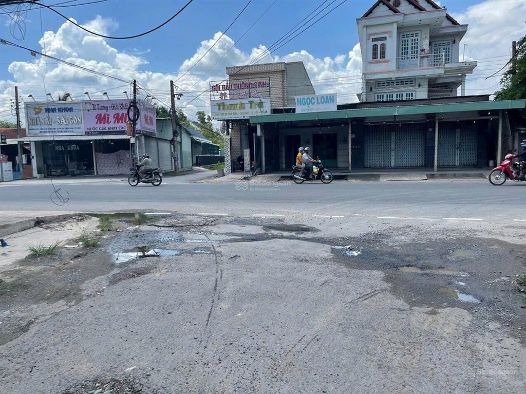 Bán gấp lô đất 195m2 giá 650tr đường an phú thị trấn trảng bàng tây ninh gần chợ  sổ hồng riêng