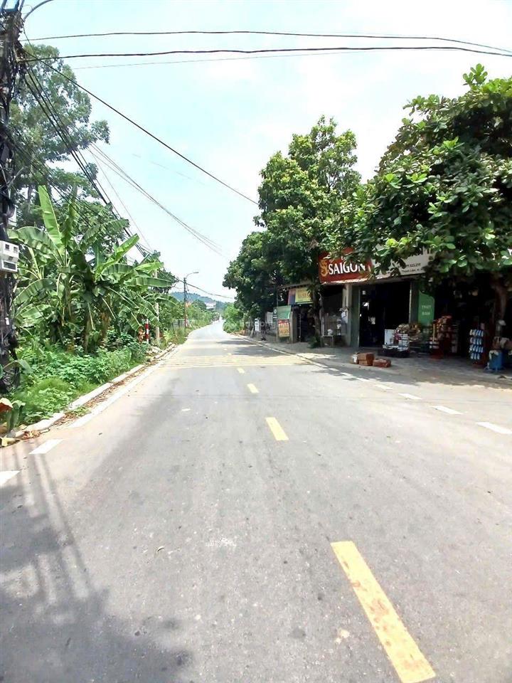 Gia đình bán lô đất 80m2 tại phú hữu sổ đỏ trao tay, không quy hoạch, làm việc trực tiếp ạ