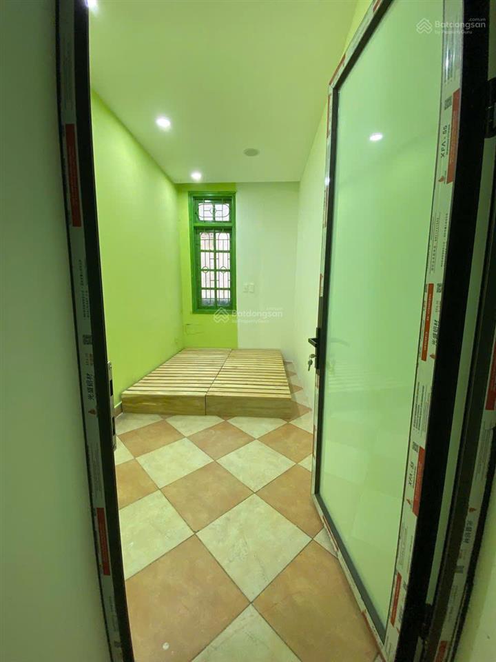 Cho thuê phòng trọ giá rẻ tại long biên