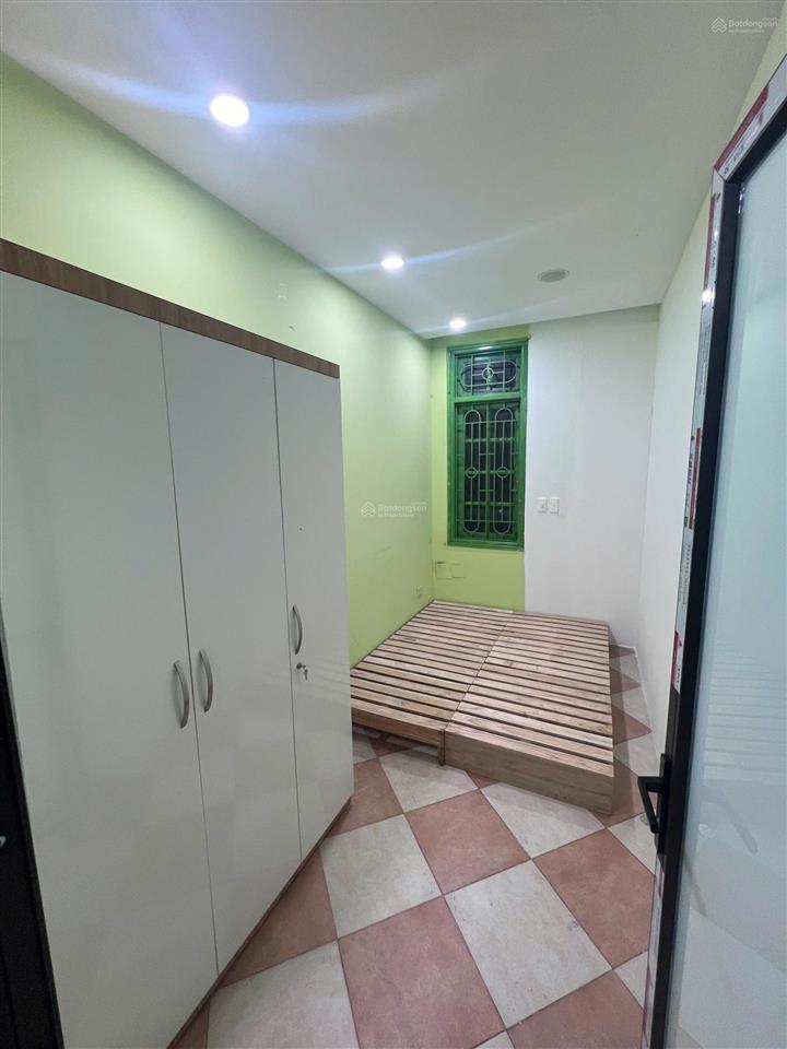 Cho thuê phòng trọ giá rẻ tại long biên