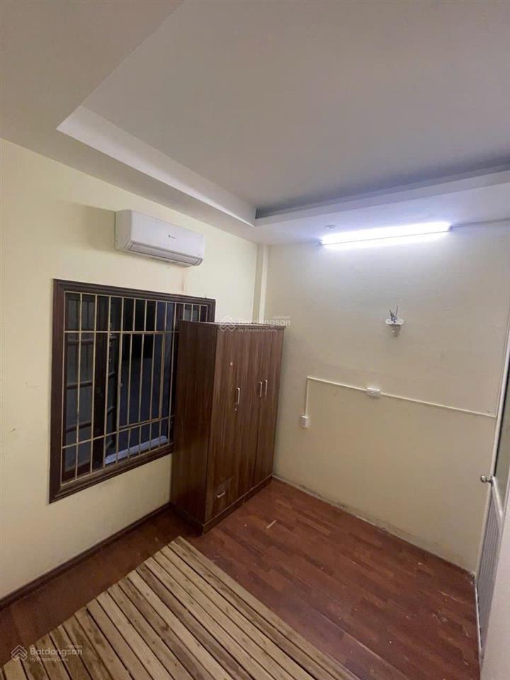 Cho thuê phòng trọ giá rẻ tại long biên