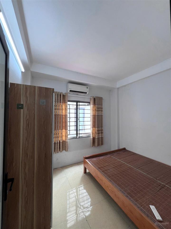 Cho thuê phòng trọ giá tốt long biên