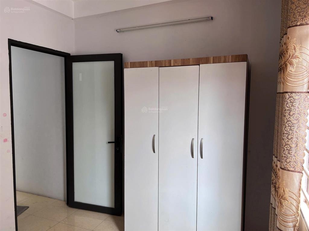 Cho thuê phòng trọ giá tốt long biên