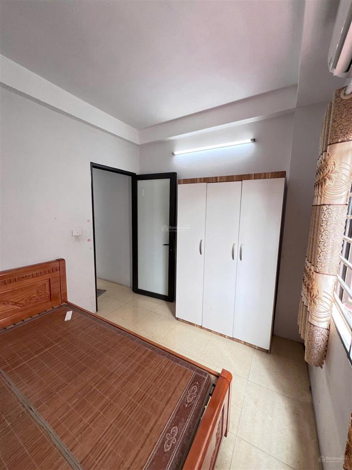 Cho thuê phòng trọ giá tốt long biên