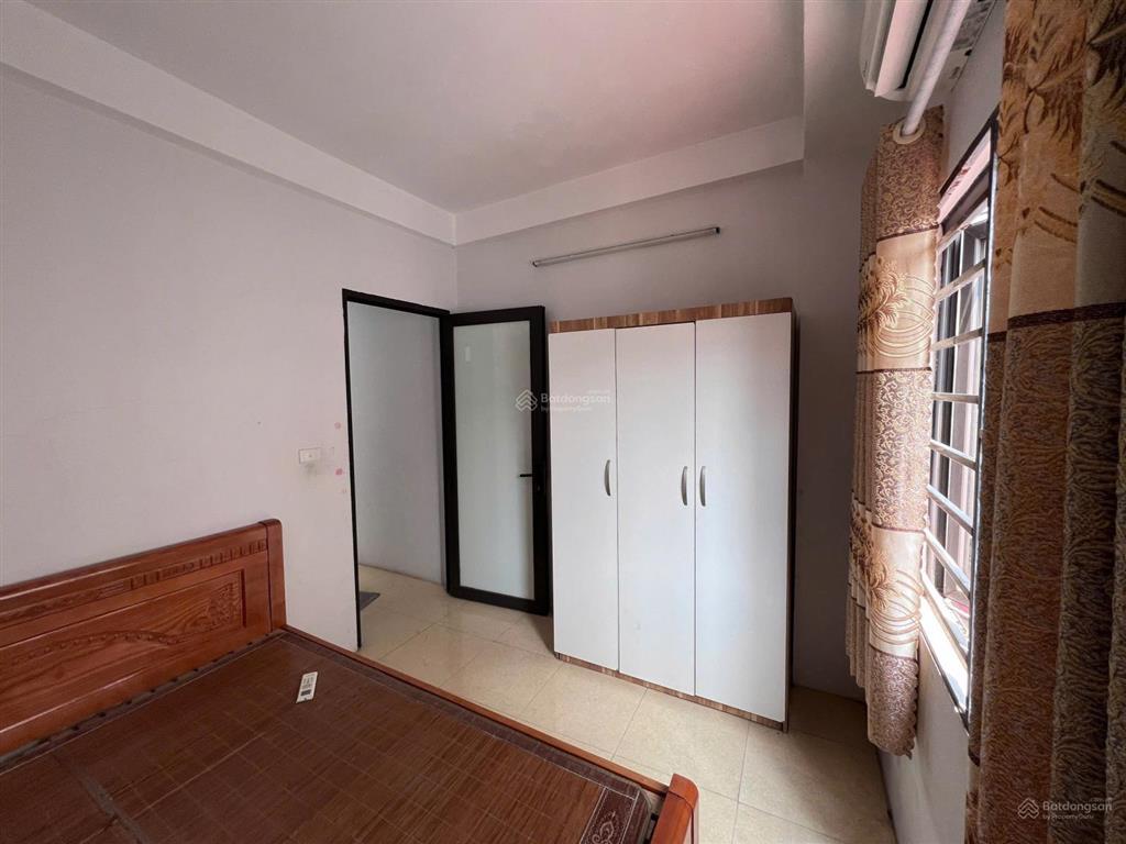 Cho thuê phòng trọ giá tốt long biên