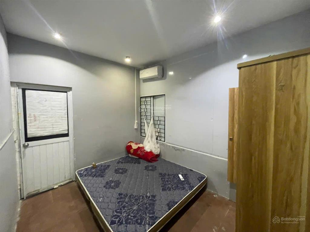Cho thuê nhà trọ 25m2 tại số 27 ngõ 99, nguyễn sơn, bồ đề, long biên, 2,2 triệu