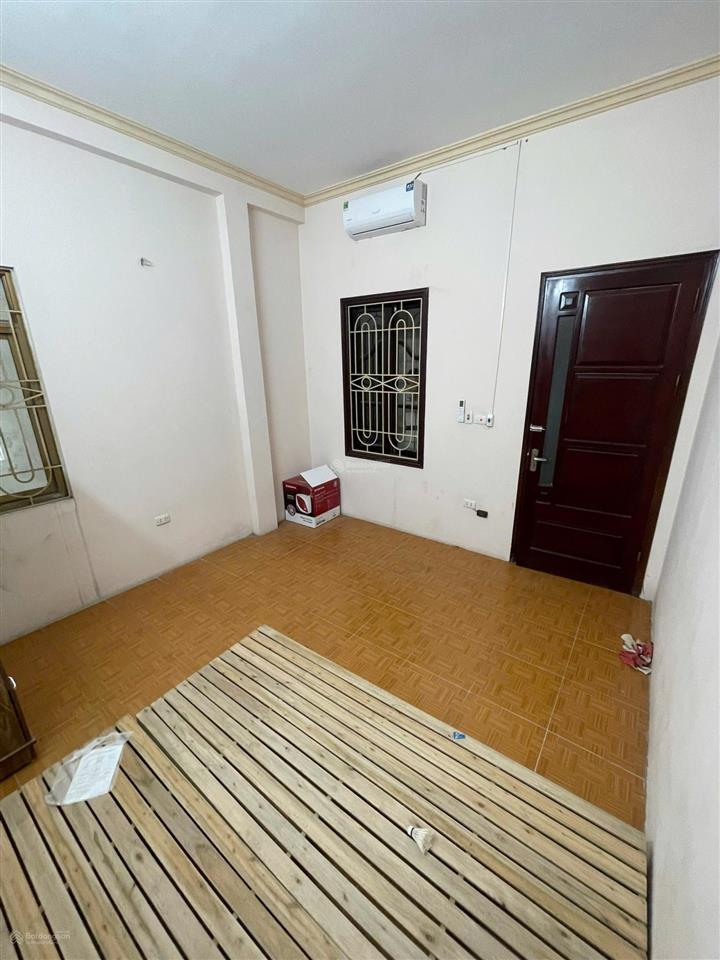 Cho thuê phòng trọ giá rẻ long biên
