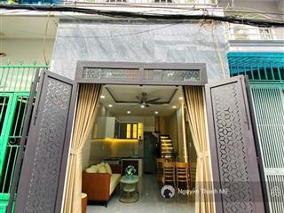 Hiếm! nhỉnh 2 tỷ sở hữu ngay nhà đẹp hxh gần cv làng hoa