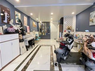 Giảm sâu 800tr! công viên làng hoa  hẻm xe hơi  5 tầng vip  chỉ 6,99 tỷ!