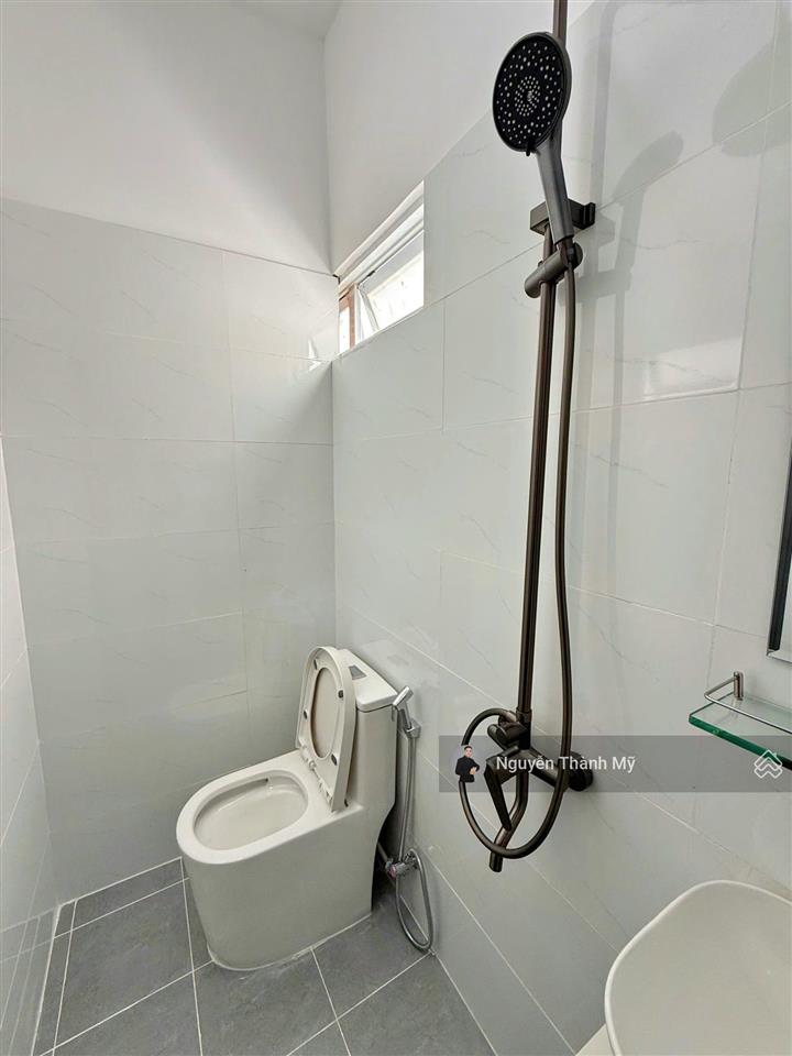 Hot! quang trung, gò vấp  nhà 2 tầng  hẻm xe hơi  chưa tới 6 tỷ