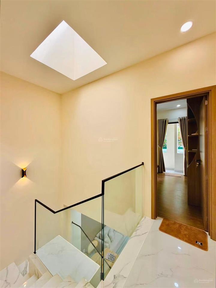 Phan huy ích  hẻm xe hơi  2 tầng 56m2  full nội thất  chỉ 6,x tỷ