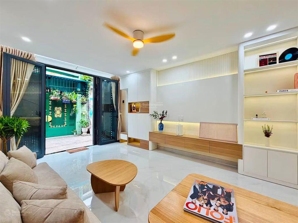Phan huy ích  hẻm xe hơi  2 tầng 56m2  full nội thất  chỉ 6,x tỷ