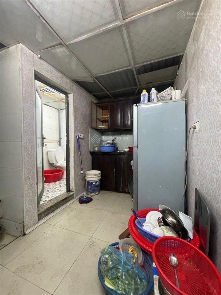 Tầng 1 ô tô đỗ cửa ga giáp bát, kinh doanh nhỏ chỉ nhỉnh 2 tỷ