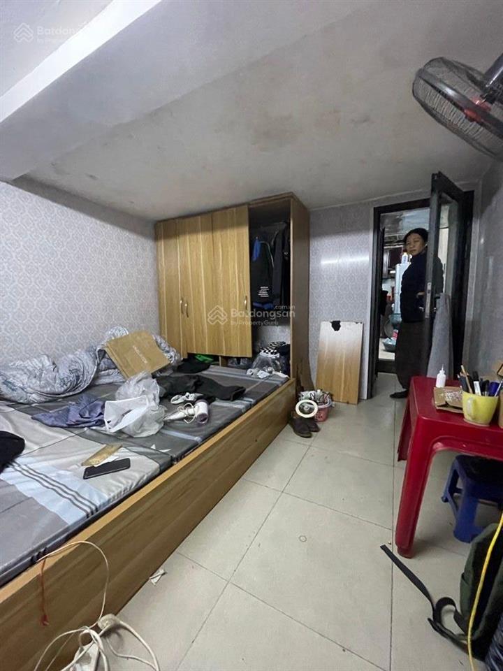 Tầng 1 ô tô đỗ cửa ga giáp bát, kinh doanh nhỏ chỉ nhỉnh 2 tỷ