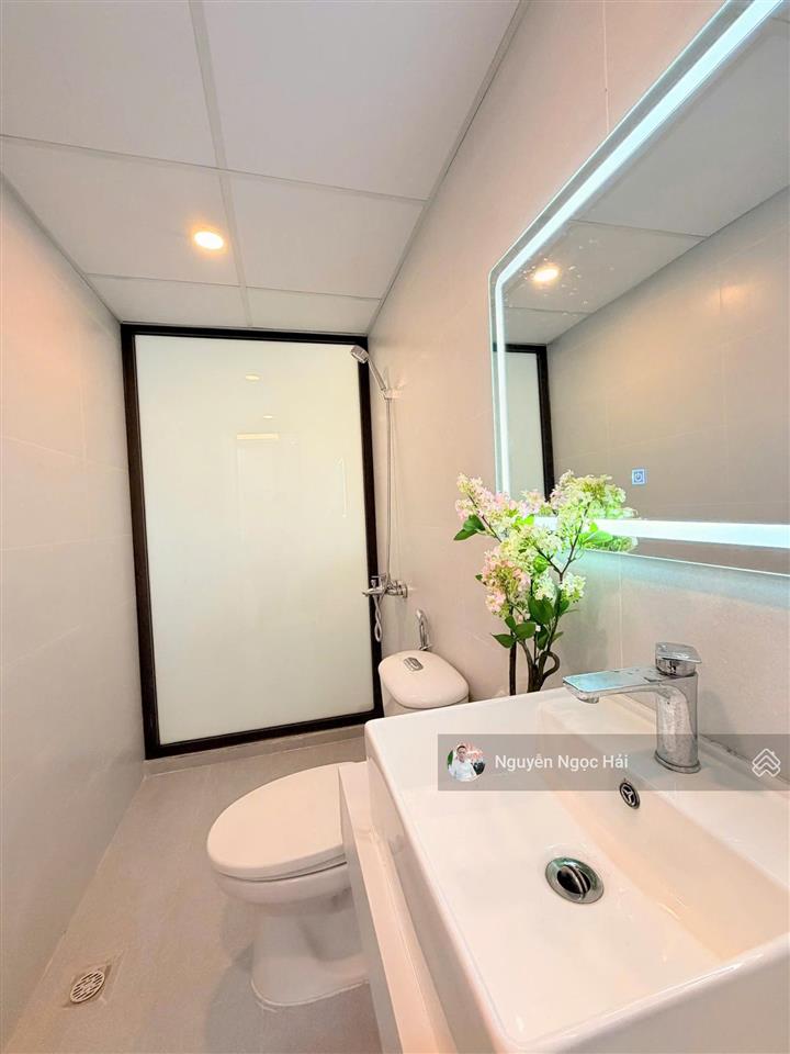 Chính chủ bán căn 86 m2, 2pn + 2wc full nội thất giá 8.2 tỷ tại cc hapulico