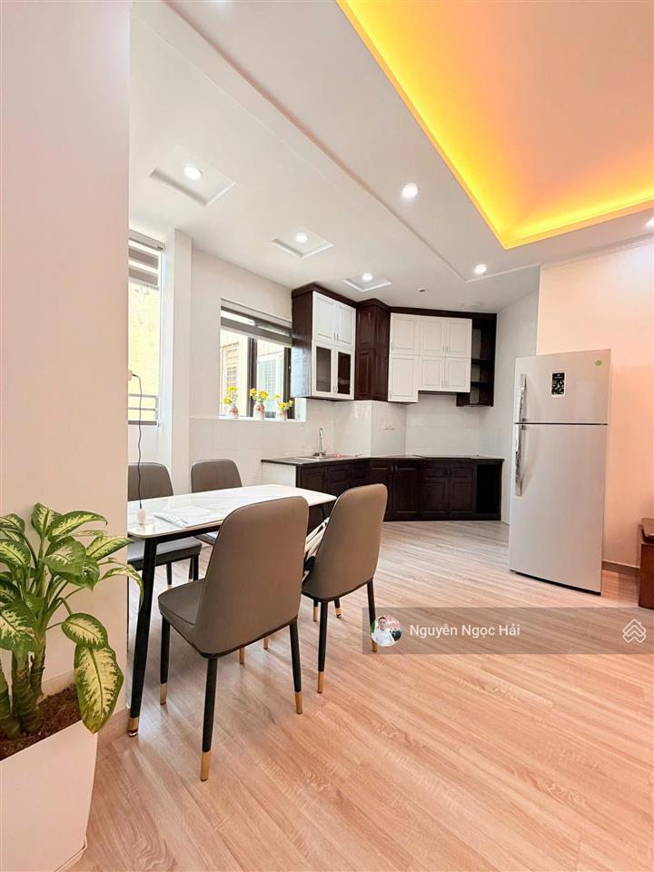 Chính chủ bán căn 86 m2, 2pn + 2wc full nội thất giá 8.2 tỷ tại cc hapulico