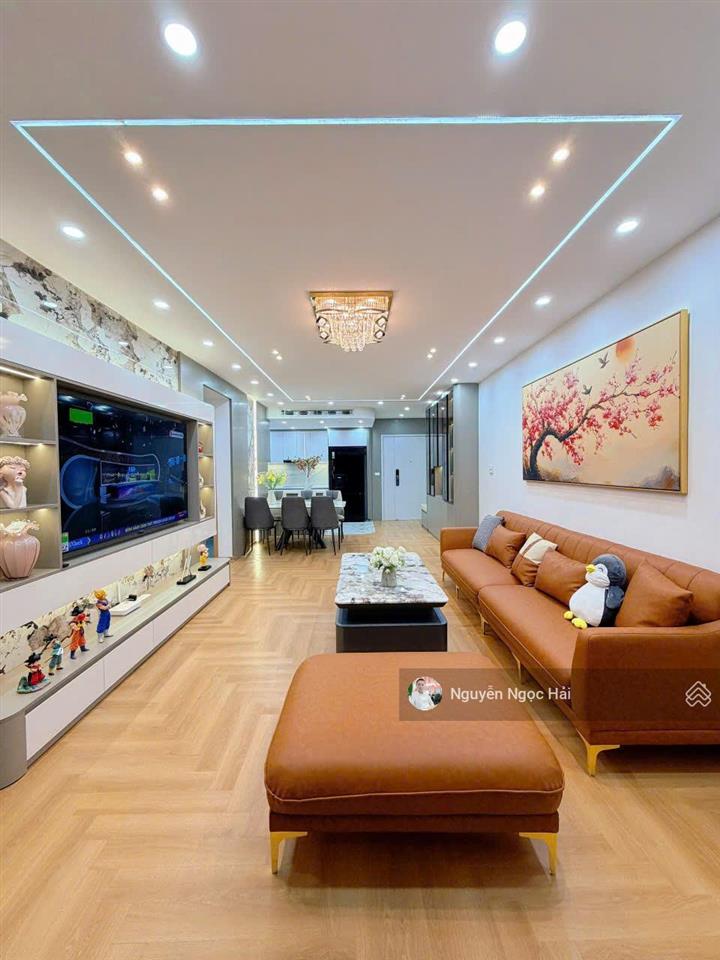 Giá chuẩn!! chính chủ bán căn 108 m2 giá 8.7 tỷ 3pn + 2wc full nội thất tại cc 282 nguyễn huy tưởng