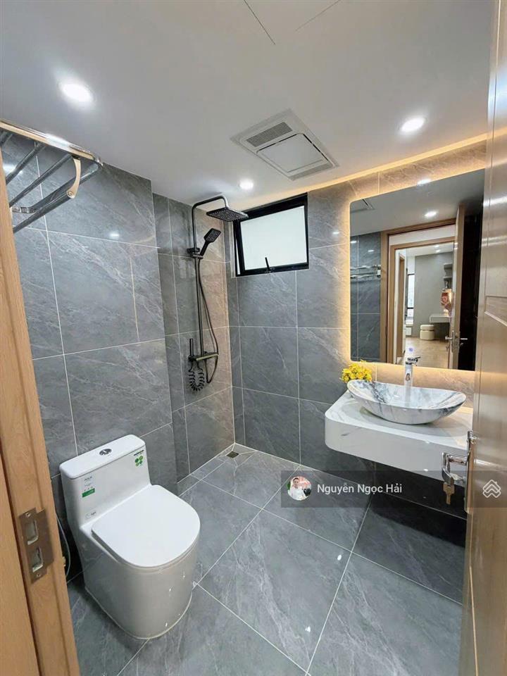 Giá chuẩn!! chính chủ bán căn 108 m2 giá 8.7 tỷ 3pn + 2wc full nội thất tại cc 282 nguyễn huy tưởng