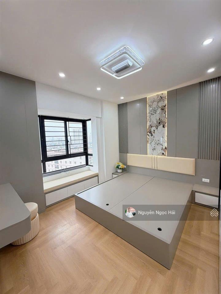 Giá chuẩn!! chính chủ bán căn 108 m2 giá 8.7 tỷ 3pn + 2wc full nội thất tại cc 282 nguyễn huy tưởng