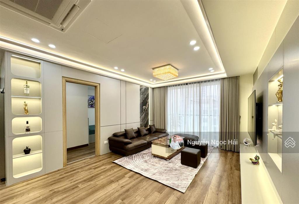 Giá chuẩn! chính chủ bán căn 117m2 giá 9.6 tỷ 3n 2wc full nội thất mới cao cấp tại cc 18t1 thnc