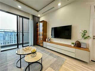 Giá chuẩn! chính chủ bán căn 62m2 giá 5.35 tỷ 2pn + 1wc full nội thất tại cc goldseason