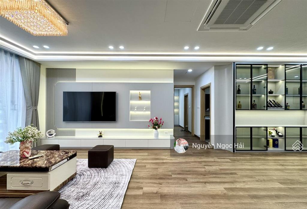 Giá chuẩn! chính chủ bán căn 117m2 giá 9.6 tỷ 3n 2wc full nội thất mới cao cấp tại cc 18t1 thnc