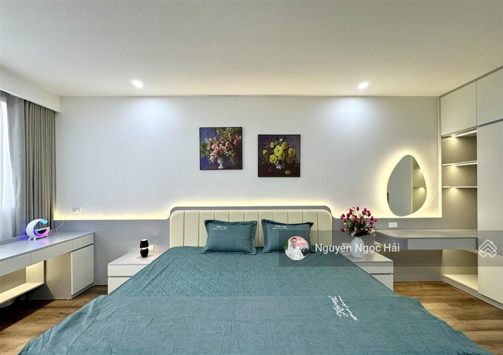 Giá chuẩn+nhà đẹp! chính chủ bán căn 147 m2 giá 15.2tỷ 3pn + 2wc full nội thất tại cc golden palace