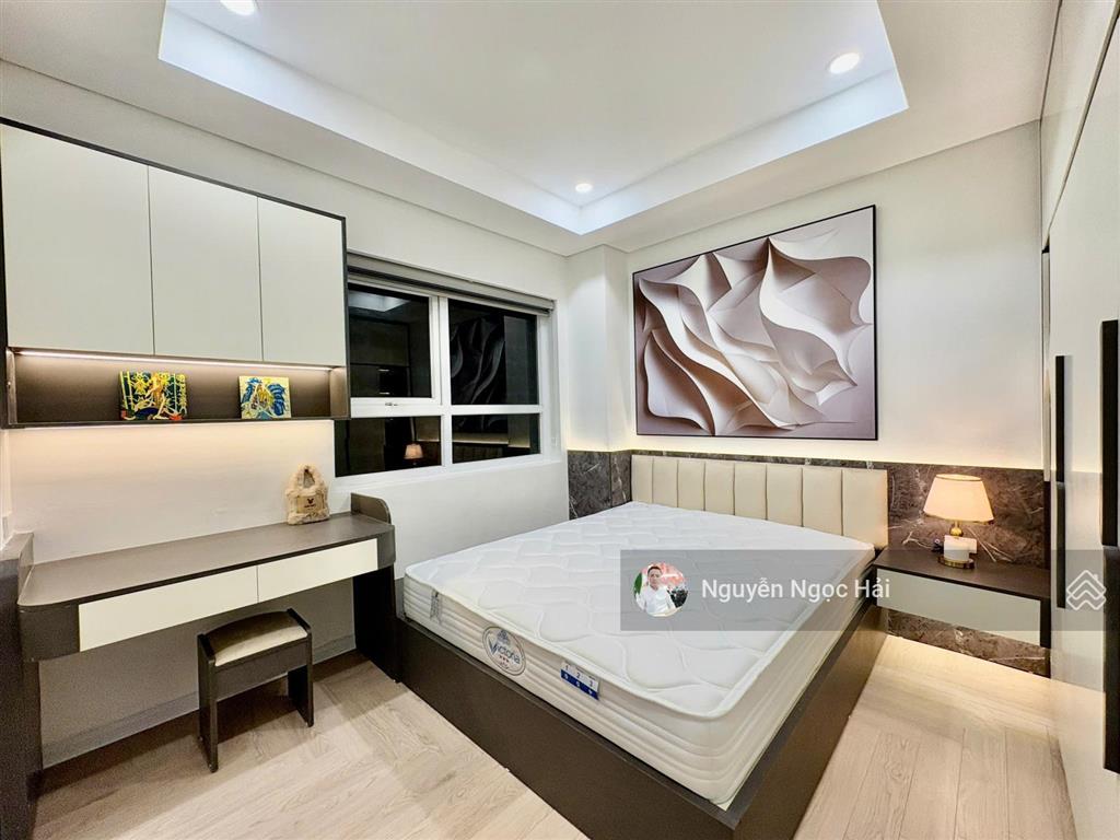 Giá chuẩn+ nhà đẹp+ slot ô tô!! chính chủ bán siêu phẩm 130m2 giá 14.2tỷ 3pn +2wc golden palm