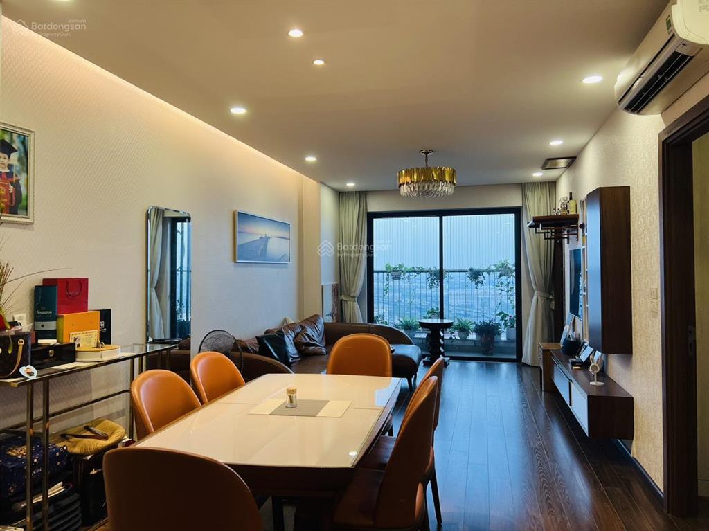 Giá chuẩn (tốt)! chính chủ bán căn 70m² giá 6 tỷ 2pn + 2wc full nội thất tại cc five star.