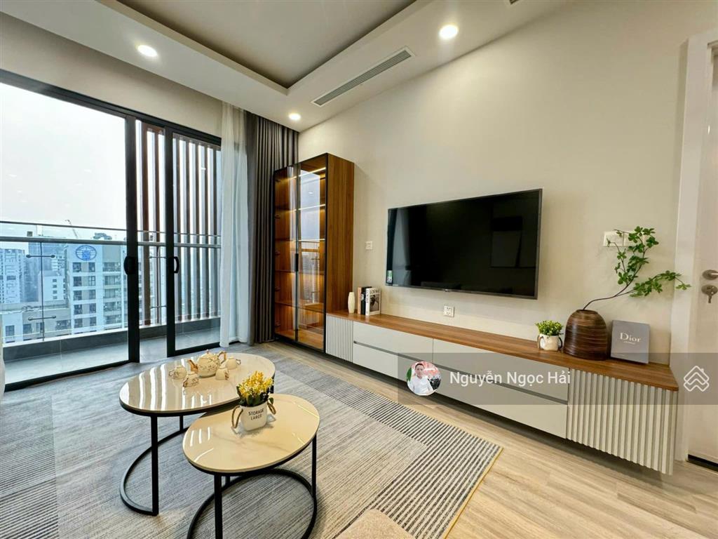 Giá chuẩn( tốt nhat)! chính chủ bán căn góc đẹp 78m2 giá 5.9 tỷ 2pn 2wc tại cc eco green