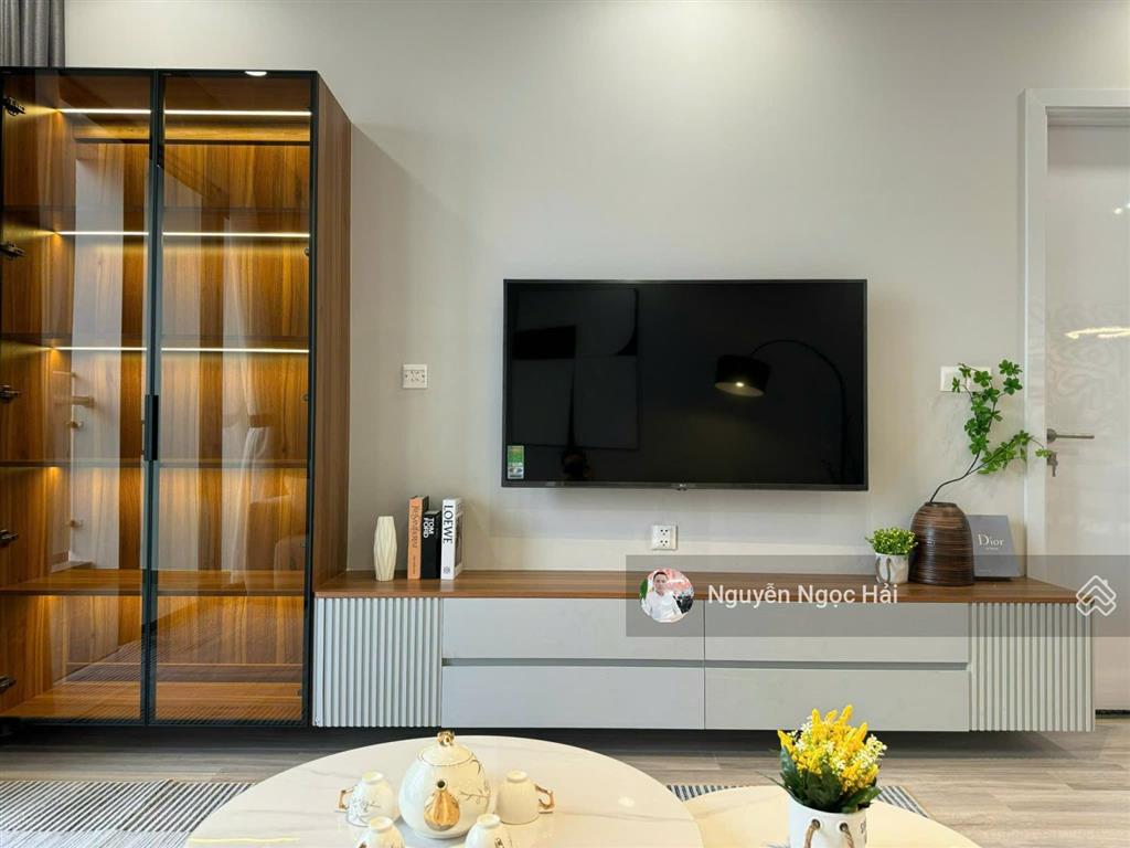 Giá chuẩn( tốt nhat)! chính chủ bán căn góc đẹp 78m2 giá 5.9 tỷ 2pn 2wc tại cc eco green