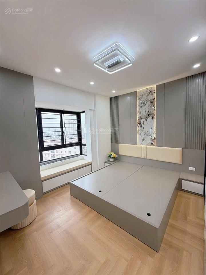 Giá chuẩn (tốt)!! chính chủ bán căn 3 ngủ 92m2 giá 8.8 tỷ full nội thất tại cc thống nhất complex