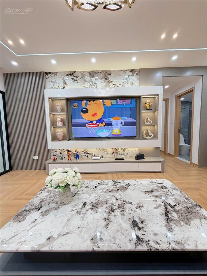 Giá chuẩn (tốt)!! chính chủ bán căn 3 ngủ 92m2 giá 8.8 tỷ full nội thất tại cc thống nhất complex