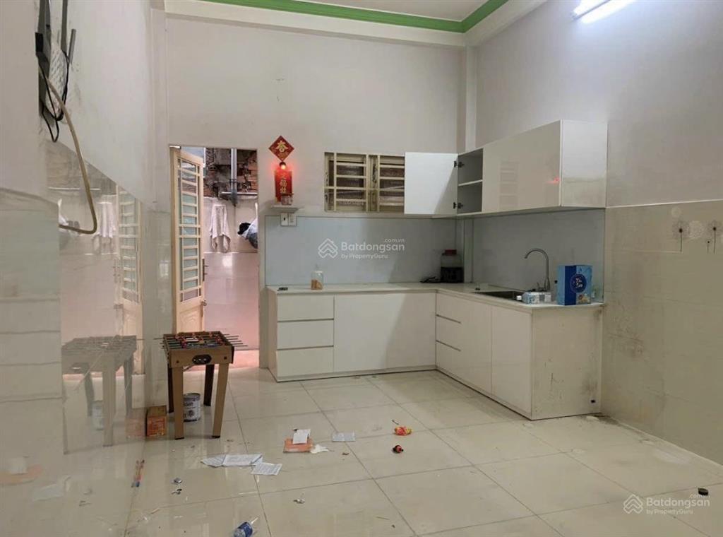 Cần bán nhà hẻm 180 (1 sẹc) lạc long quân, phường 10, quận 11, tp. hcm.