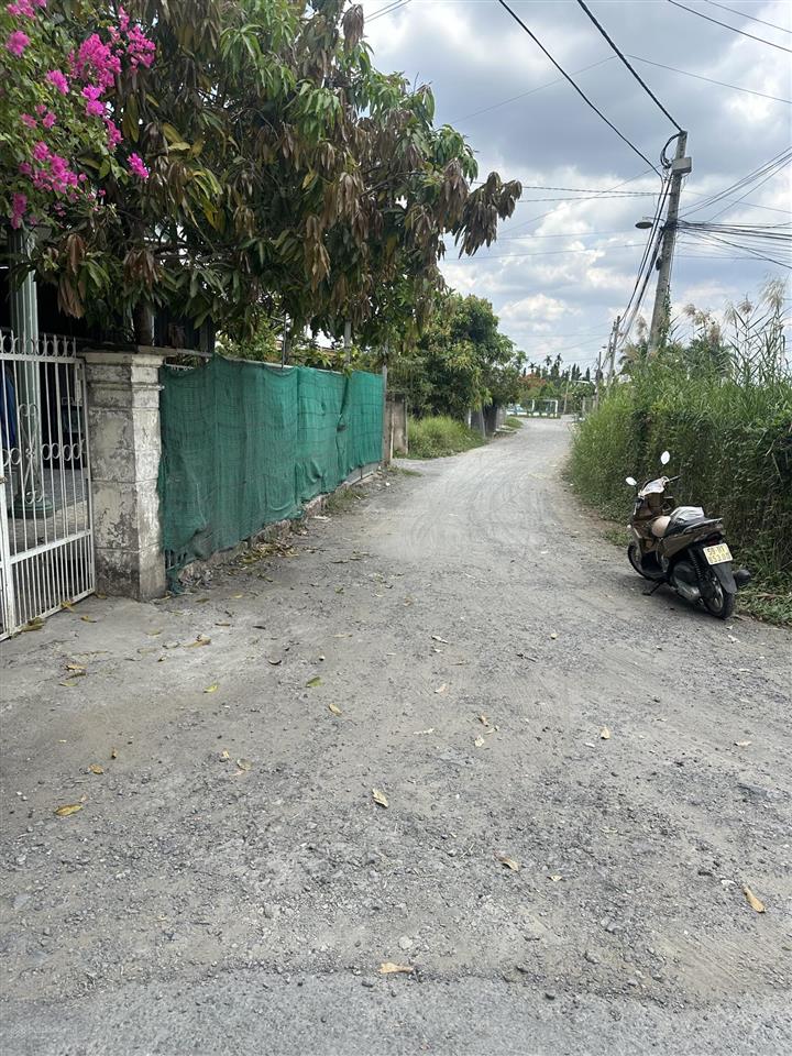 Chính chủ gửi bán đất 2 mt phan thị khai, xã hưng long ven dự án đại học hưng long