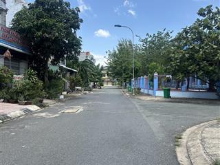 Bán đất lô góc 2 mt đối diện trường mầm non hoa lan, đường số 7, kdc 47 mẫu an phú tây, bình chánh