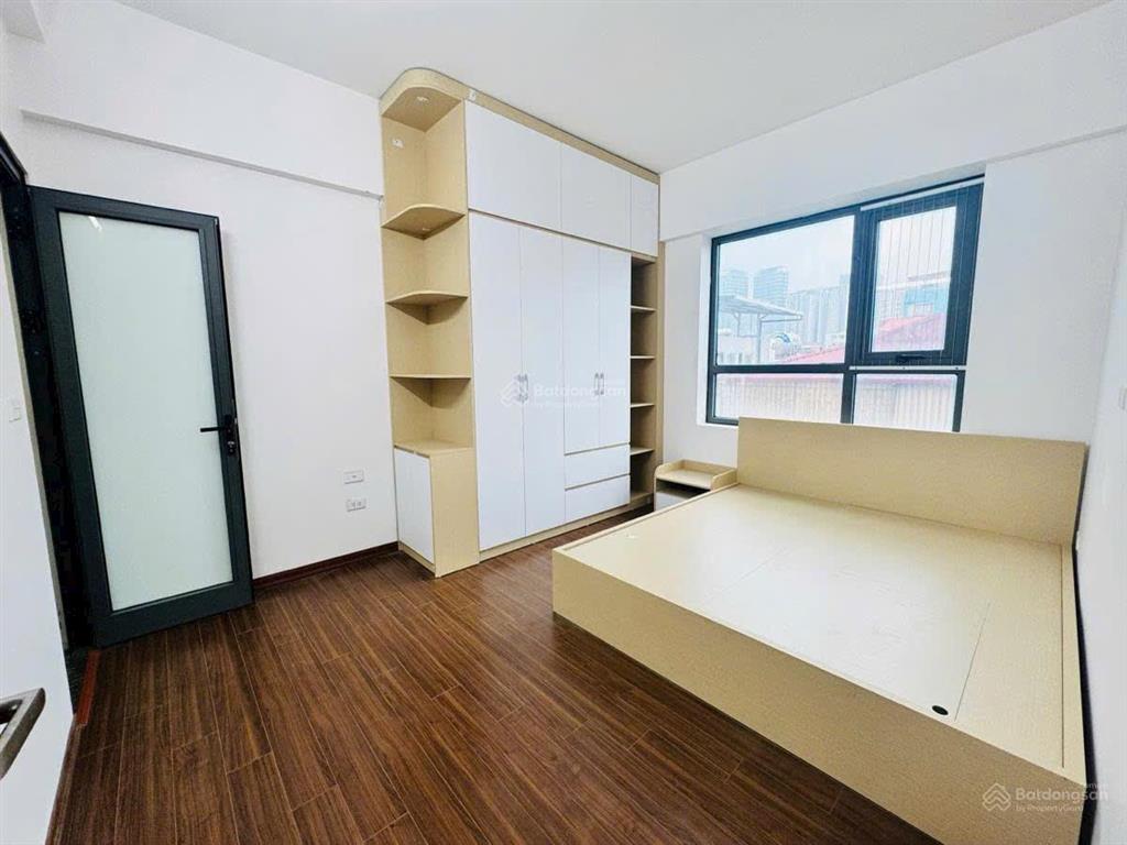 Căn hộ 75m2, 3 pn, 1 pk, 1 bếp, 2wc. giá 3.5 tỷ