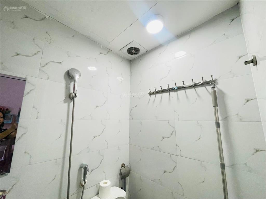Chủ giảm chào 200 triệu chỉ còn 3,7 tỷ bao phí sang tên!