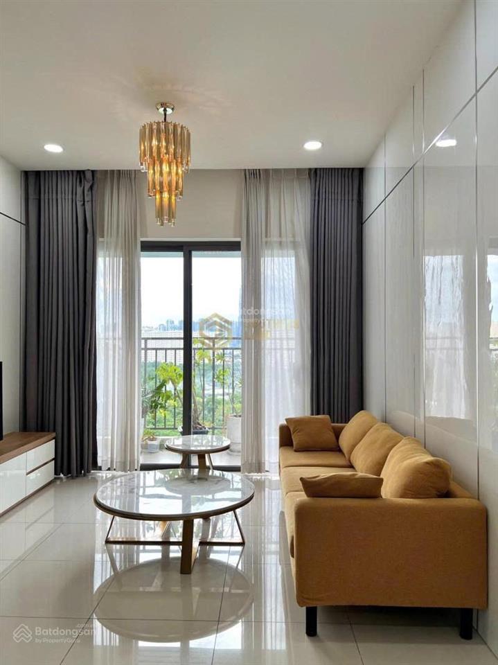 Bán nhanh  3pn full nt chỉ 8,3 tỷ bao hết  the sun avenue  sẵn sổ  giao dịch nhanh chóng.