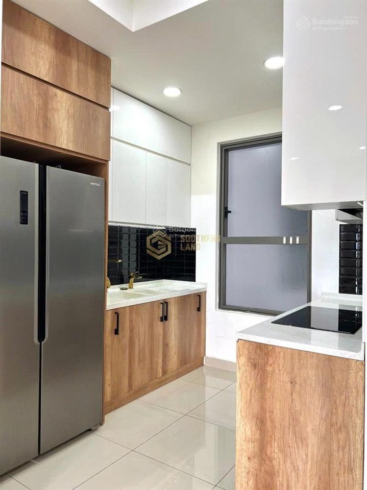 Bán nhanh  3pn full nt chỉ 8,3 tỷ bao hết  the sun avenue  sẵn sổ  giao dịch nhanh chóng.