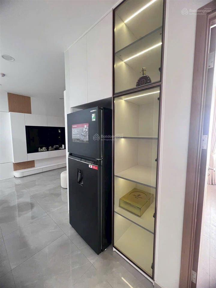 Đón tết chung cư saigonres q.bình thạnh, dt 72m2  2pn2wc  full nội thất  shr