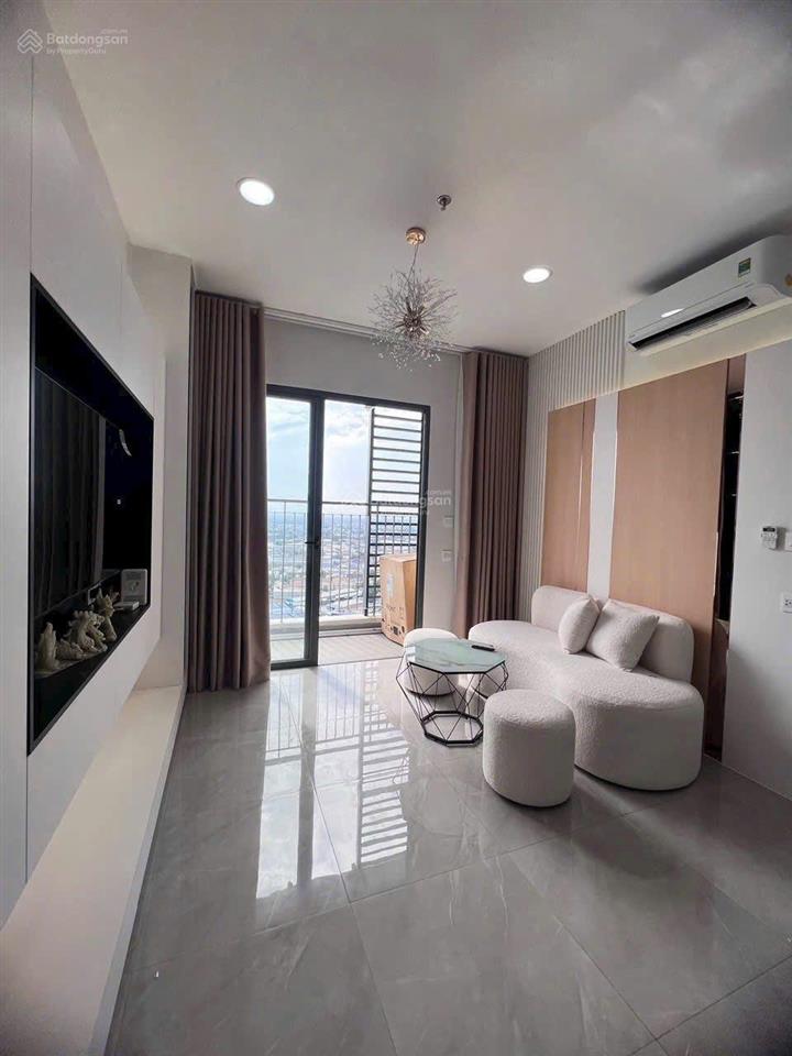 Đón tết chung cư saigonres q.bình thạnh, dt 72m2  2pn2wc  full nội thất  shr