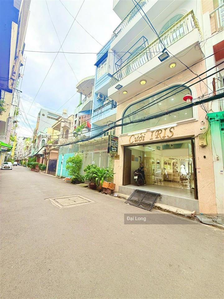 Vào nhà là mê. nhà hẻm 3 xe hơi trường sa,phú nhuận. 4,6x18,5m giá chỉ 22,5 tỷ bớt lộc.