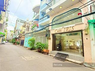 Vào nhà là mê. nhà hẻm 3 xe hơi trường sa,phú nhuận. 4,6x18,5m giá chỉ 22,5 tỷ bớt lộc.