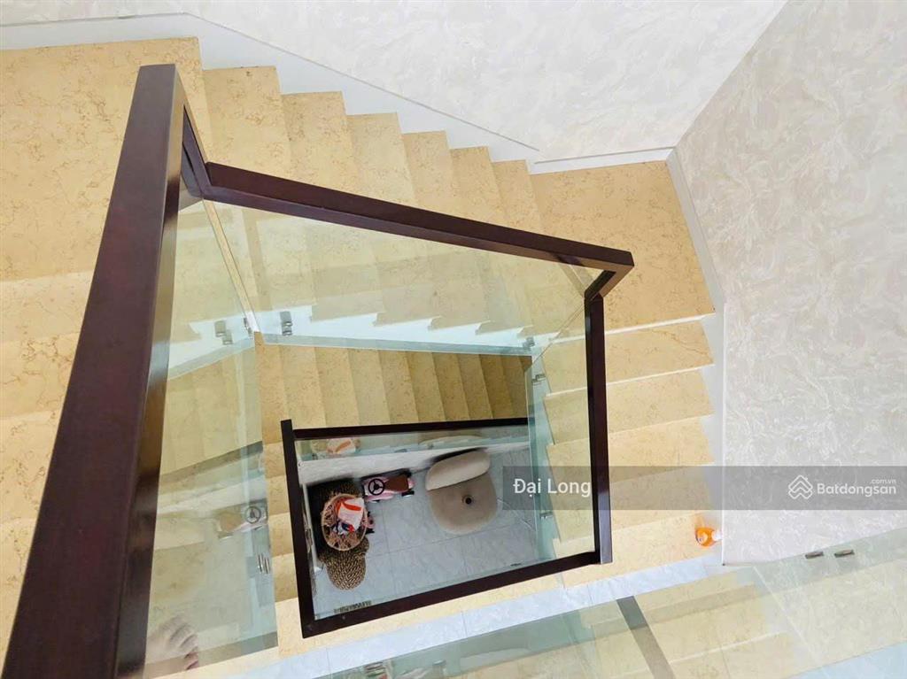 Biệt thự sân vườn sang trọng khu compound đường trần não 9x21m giá 48 tỷ (244tr/m2)