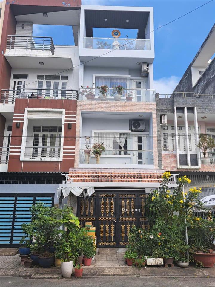 Nhà mt phạm công trứ thạnh mỹ lợi, quận 2 dt24,5 x 23m giá 17 tỷ