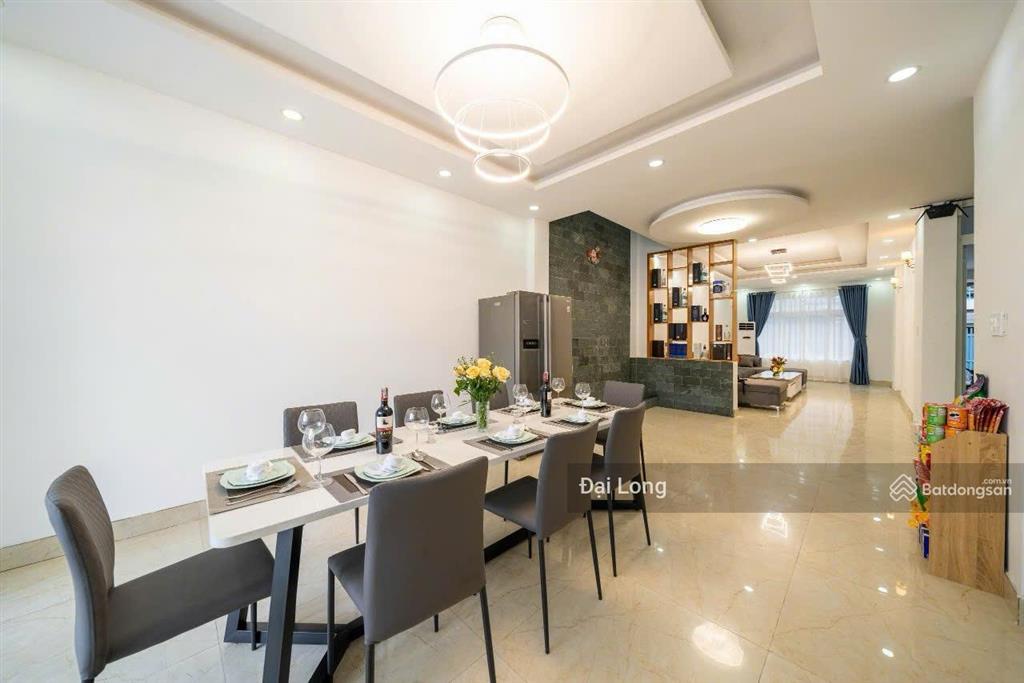 Nhà rẻ nhất thảo điền q2. nhà 4 tầng có sẵn hồ bơi 7,5x27m, giá chỉ 34,5 tỷ . hdt 81tr/tháng